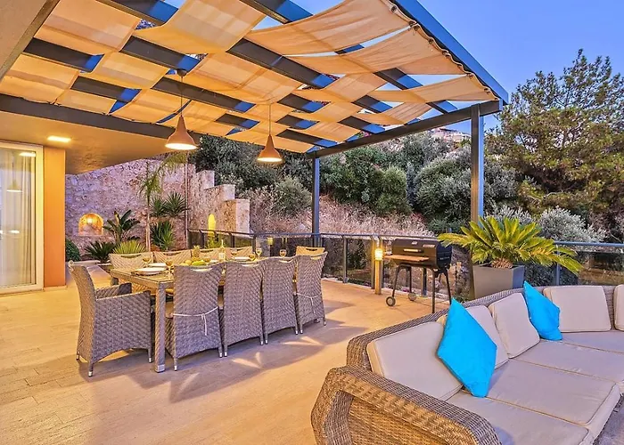 Luxury 5 Bedroom Seaview With Private Heated Pool Villa