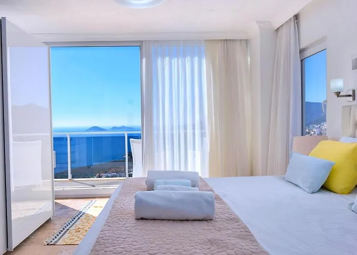 Luxury 5 Bedroom Seaview With Private Heated Pool