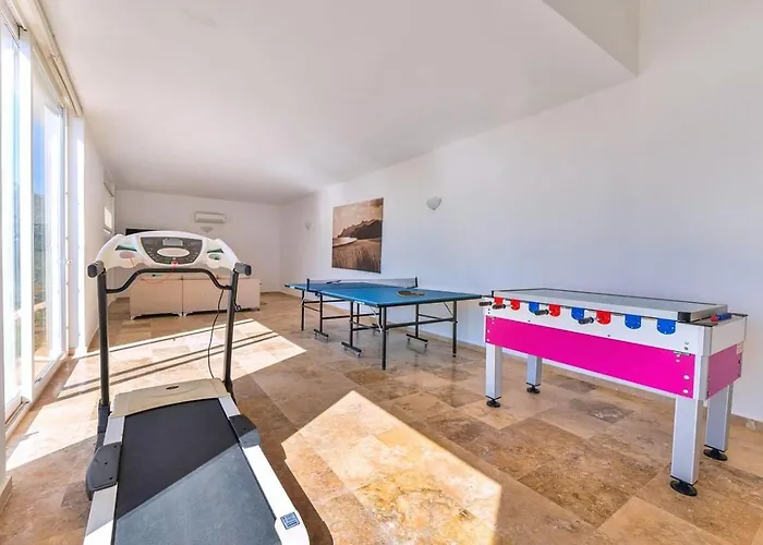 Luxury 5 Bedroom Seaview With Private Heated Pool Kalkan