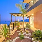 Vila Luxury 5 Bedroom Seaview With Private Heated Pool *