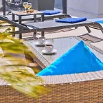 Luxury 5 Bedroom Seaview With Private Heated Pool Vila