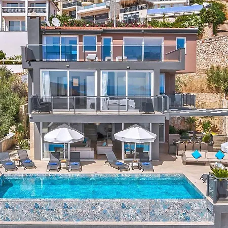 Luxury 5 Bedroom Seaview With Private Heated Pool * 卡尔坎