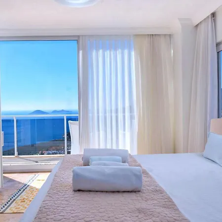 Luxury 5 Bedroom Seaview With Private Heated Pool